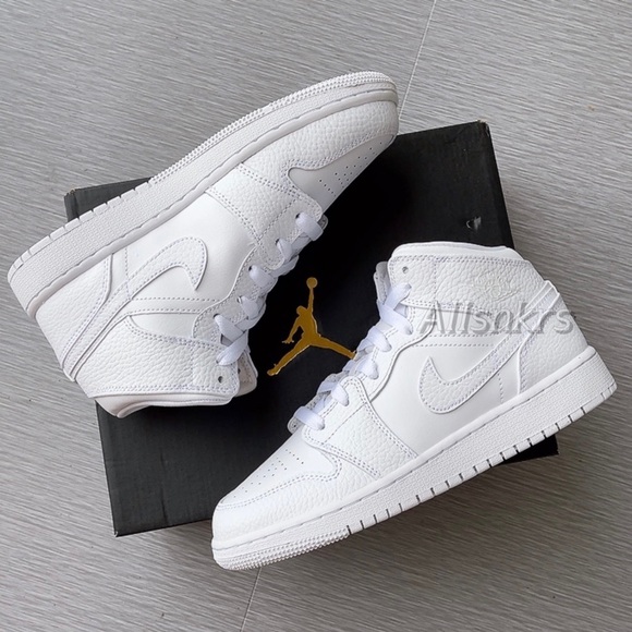 Air Jordan 1 Mid GS triple white - Picture 2 of 4